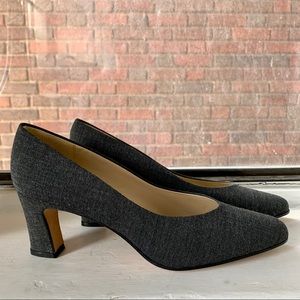 Etienne Aigner Gray Pumps